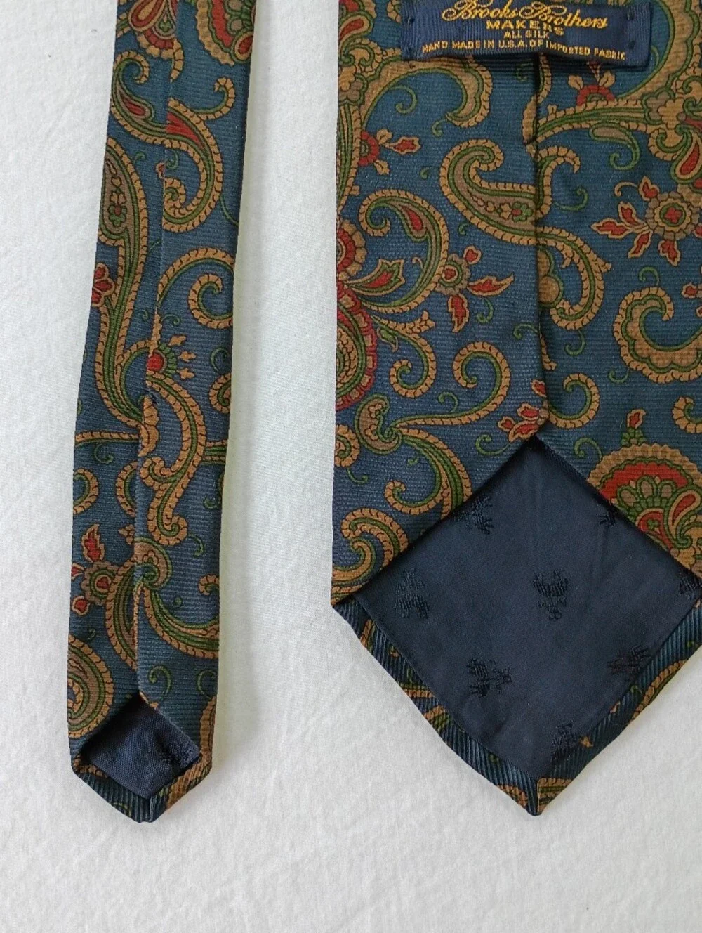 Brooks Brothers Makers Blue Paisley Silk Tie Made In The USA 57.5